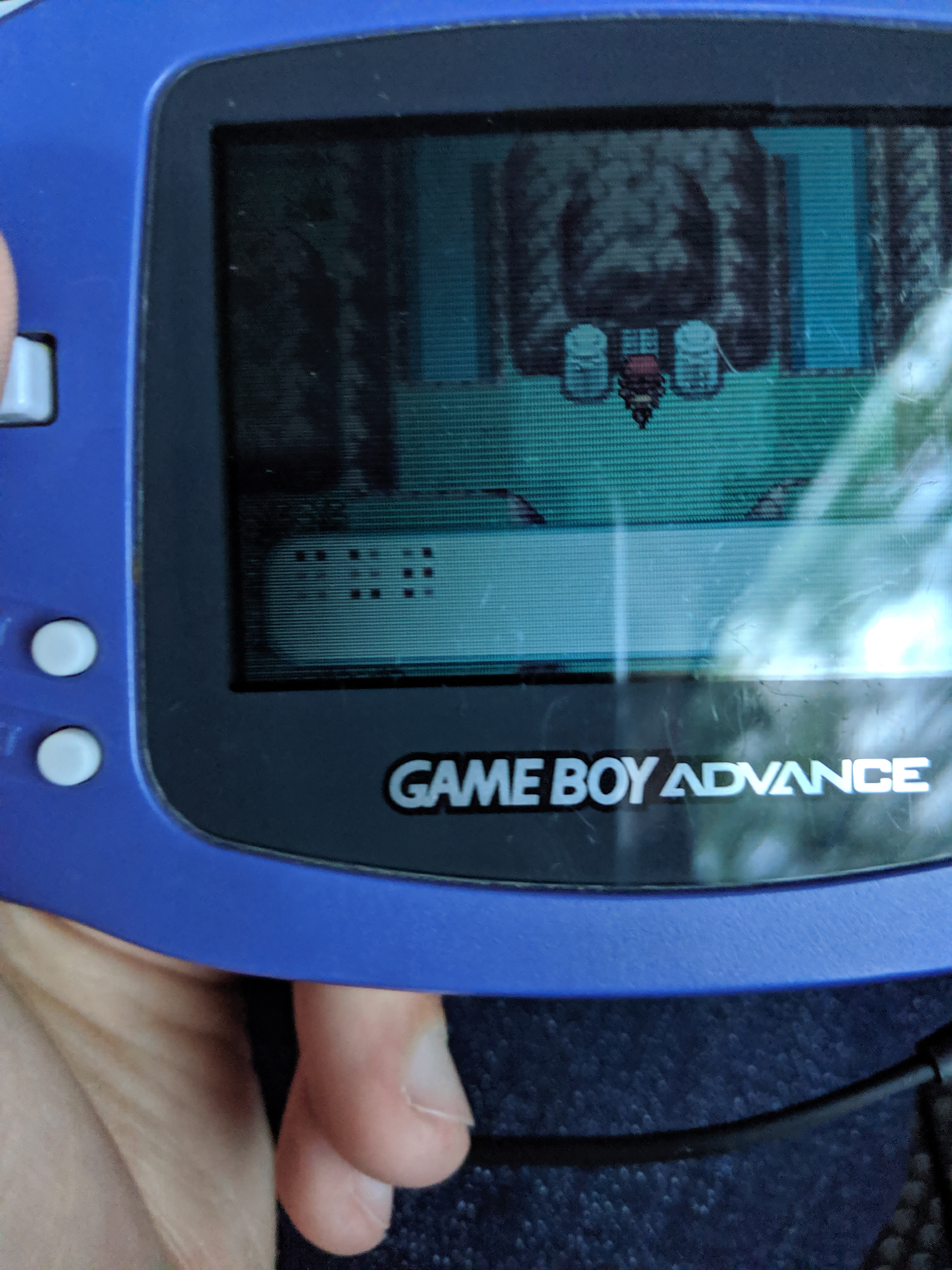 A before shot of the AGB-001 front light LCD. There is an
                            obnoxious screen-door effect, and the colours is way off and
                            very muted and washed out.