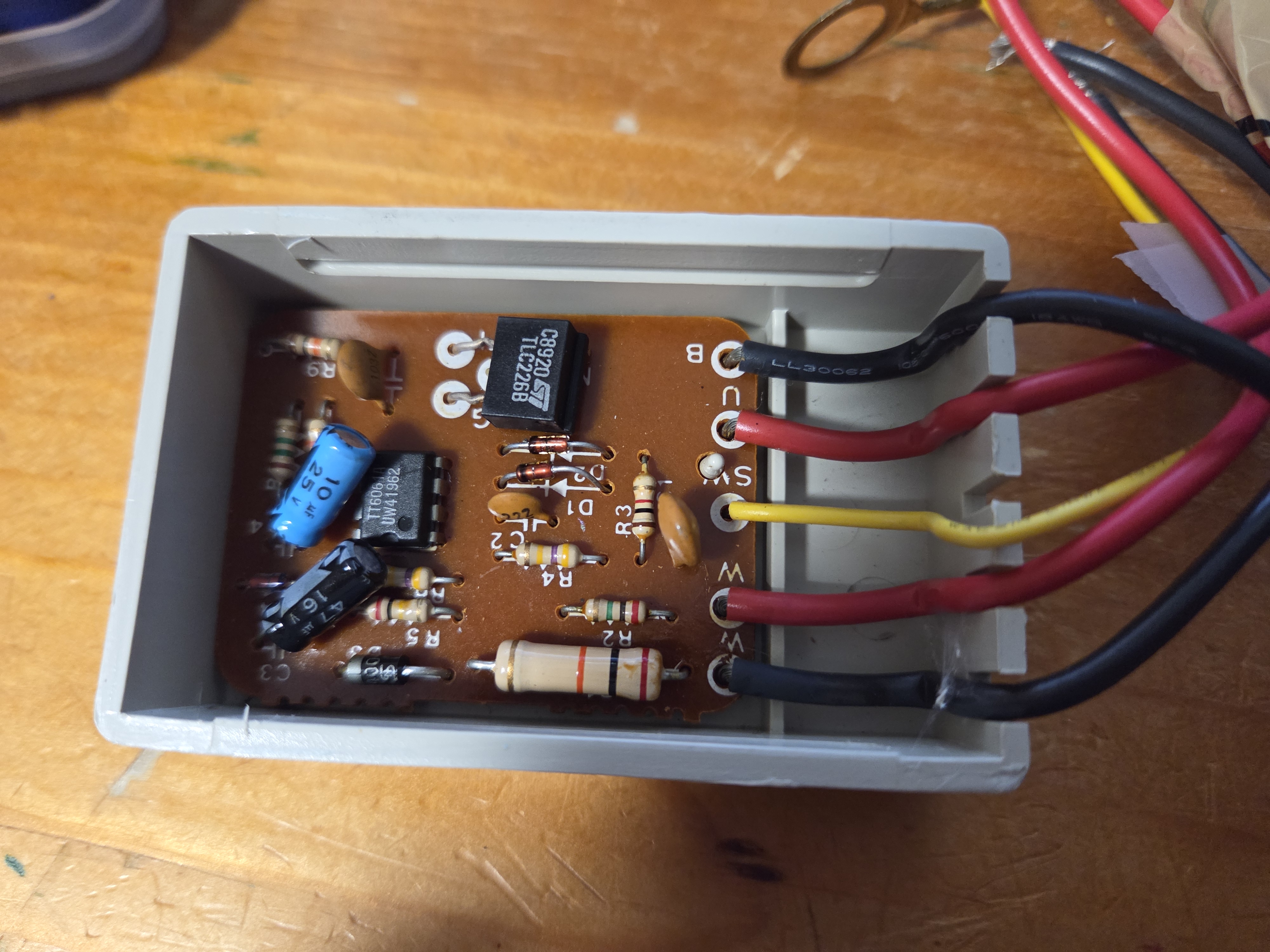 The circuit board inside the touch switch box that came with the lamps.